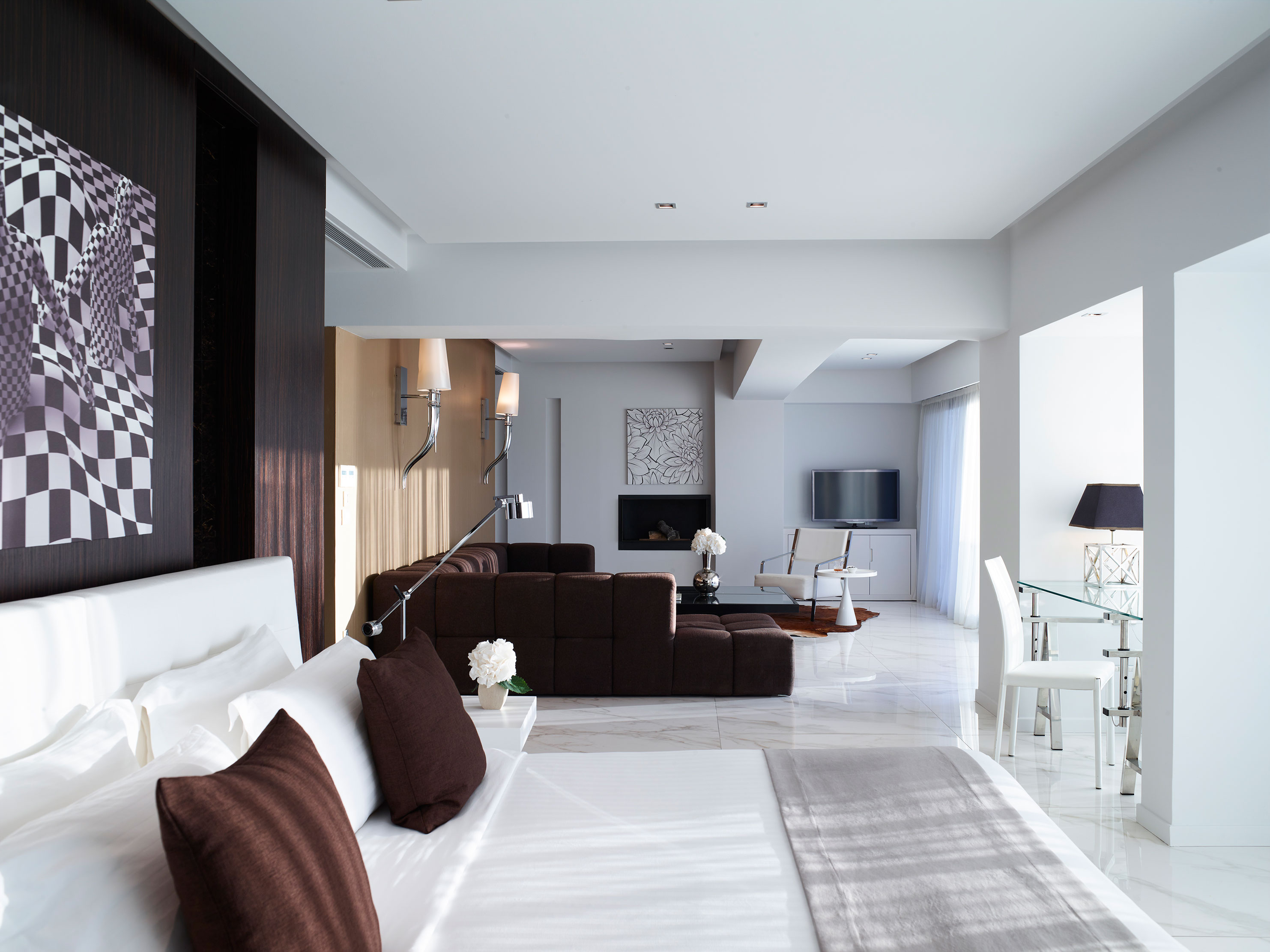 THE AQUA BLU LOFT SUITE