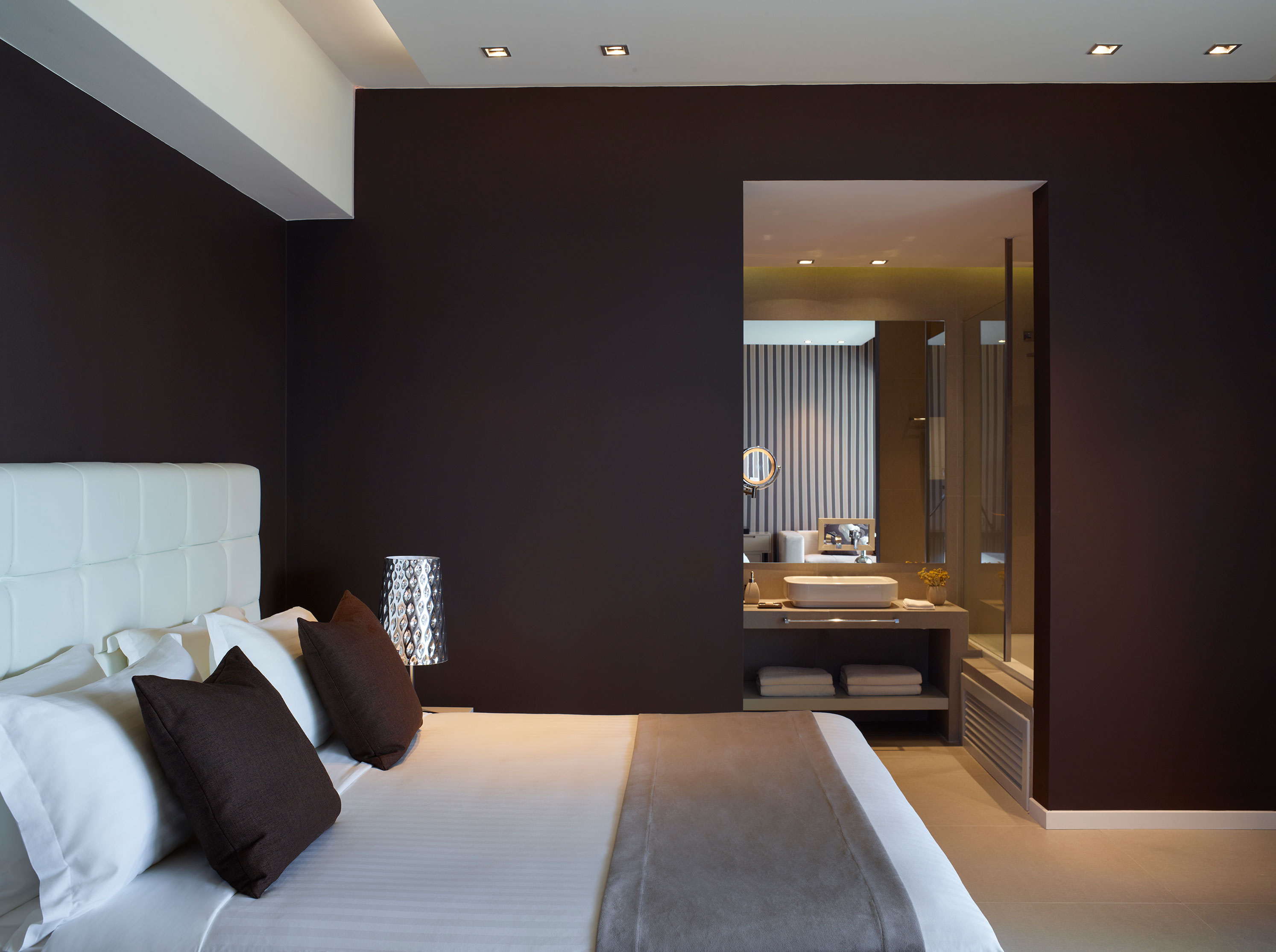 POOL SIGNATURE SUITE