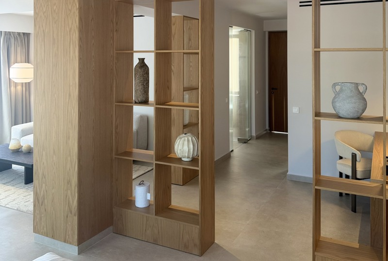 AKROTIRI SUITE